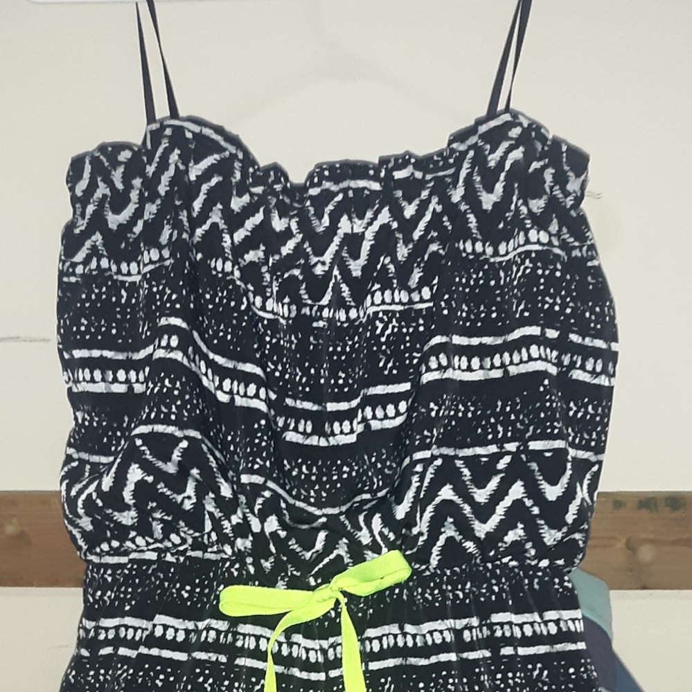 Strapless jumper